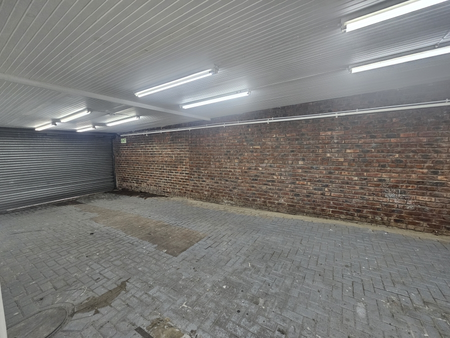 To Let commercial Property for Rent in Vincent Eastern Cape